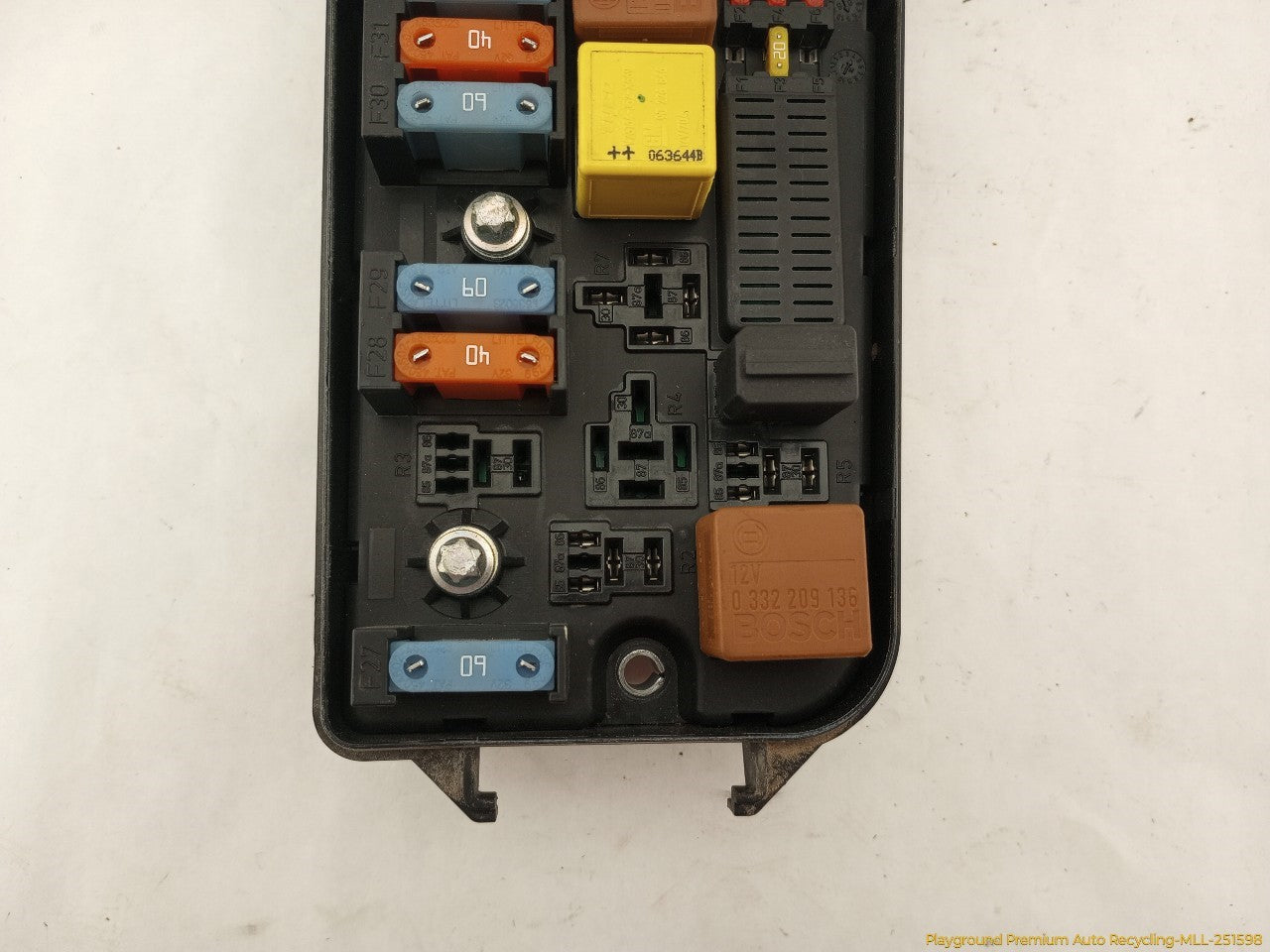 Saab 9-3 Engine Fuse Box