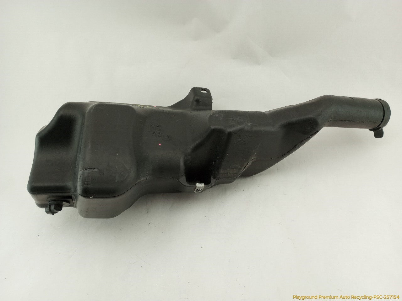 Cadillac CTS Windshield Washer Reservoir - 0