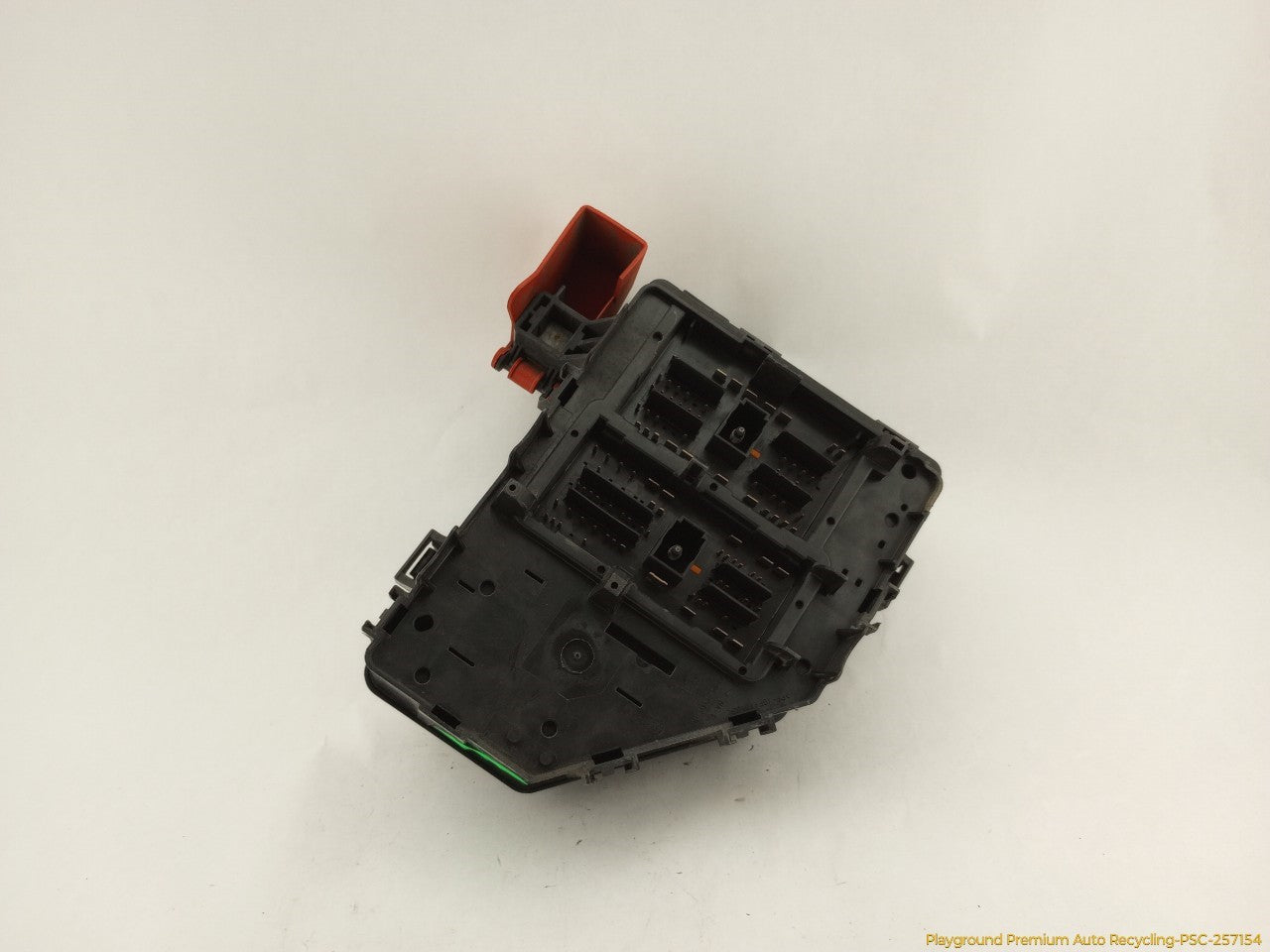 Cadillac CTS Engine Fuse Box - 0