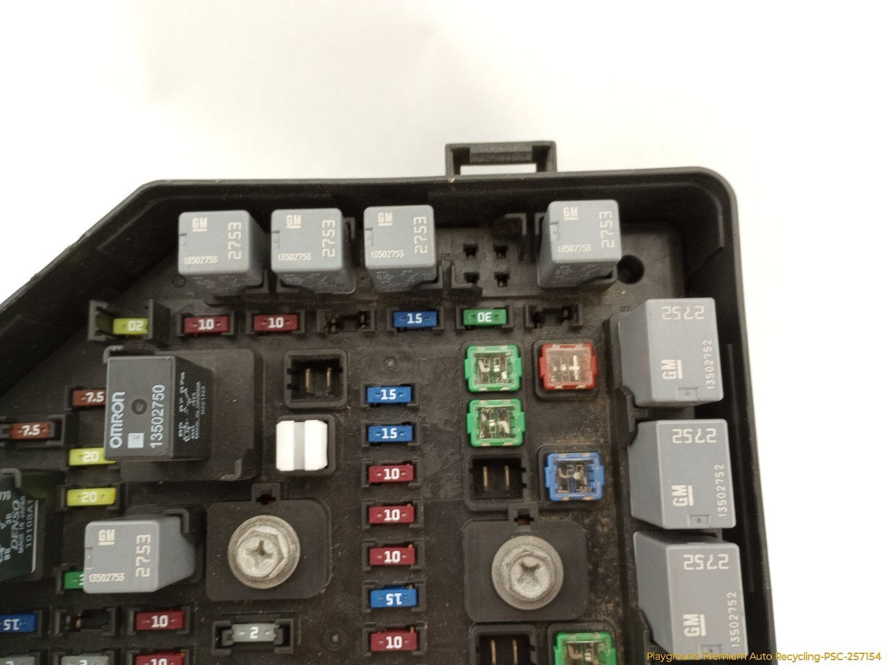 Cadillac CTS Engine Fuse Box