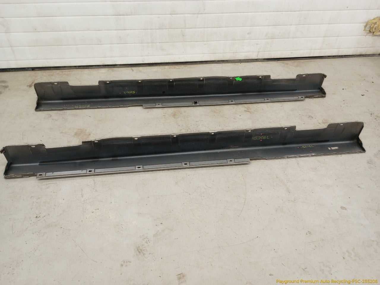Saab 903 Pair Of Rocker Panels - 0