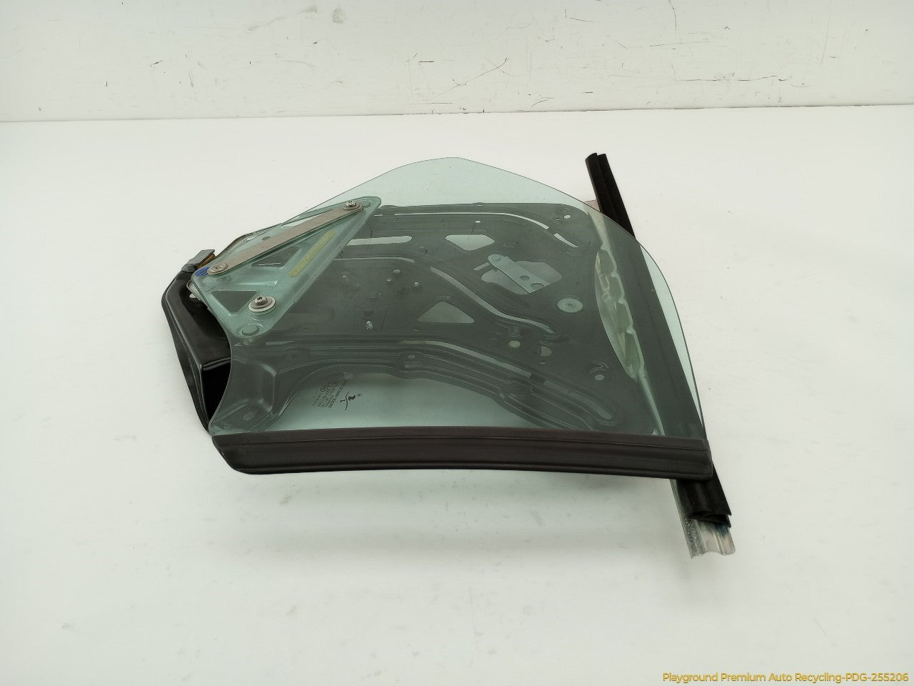 Saab 903 Passenger Right Rear Quarter Window Regulator & Glass