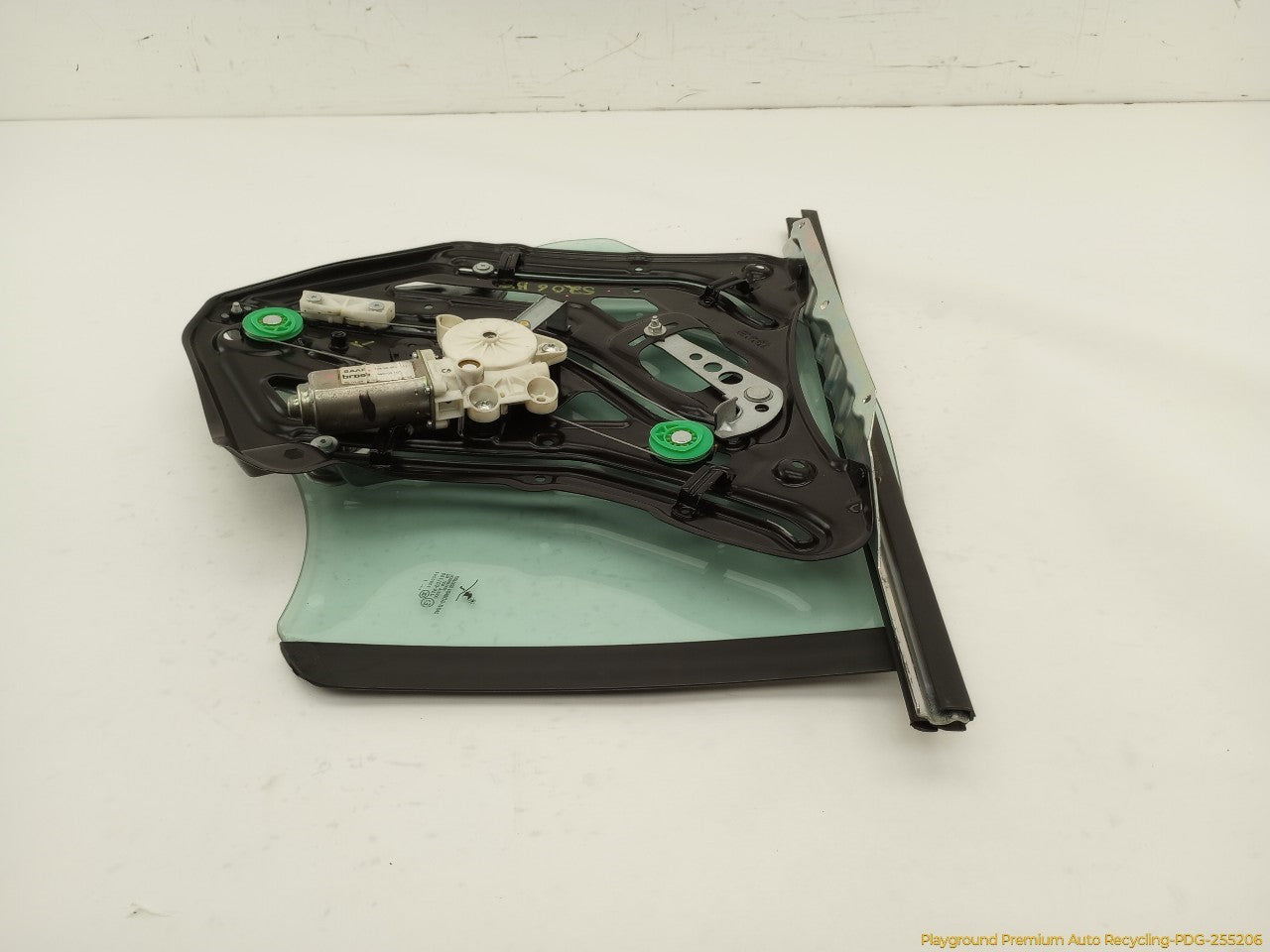 Saab 903 Driver Left Rear Quarter Window Regulator & Glass