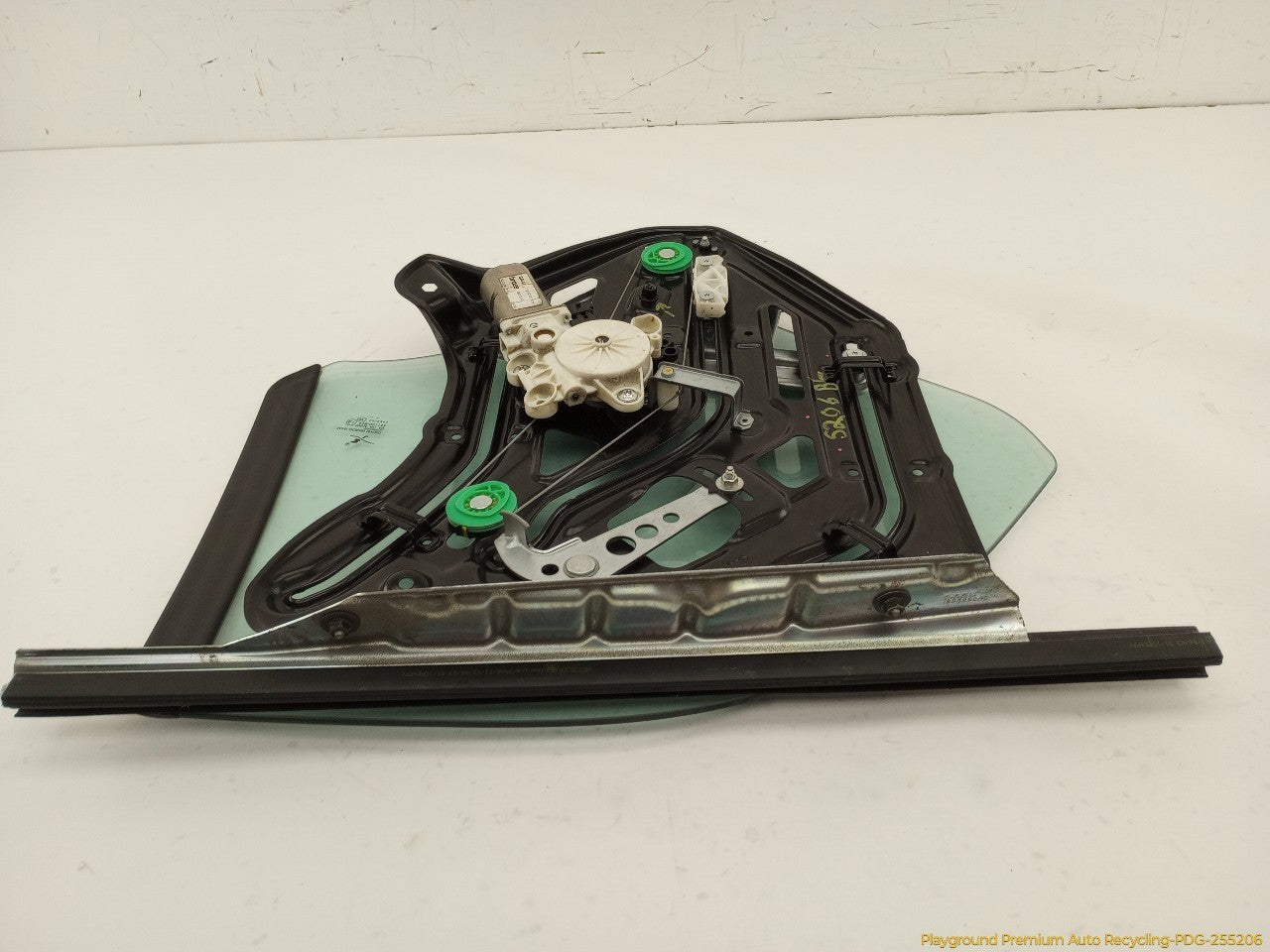 Saab 903 Driver Left Rear Quarter Window Regulator & Glass