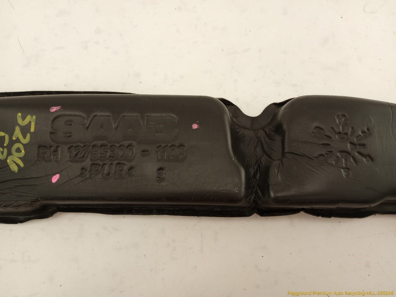 Saab 903 Pair Of Front Fender Wing Insulation Foam