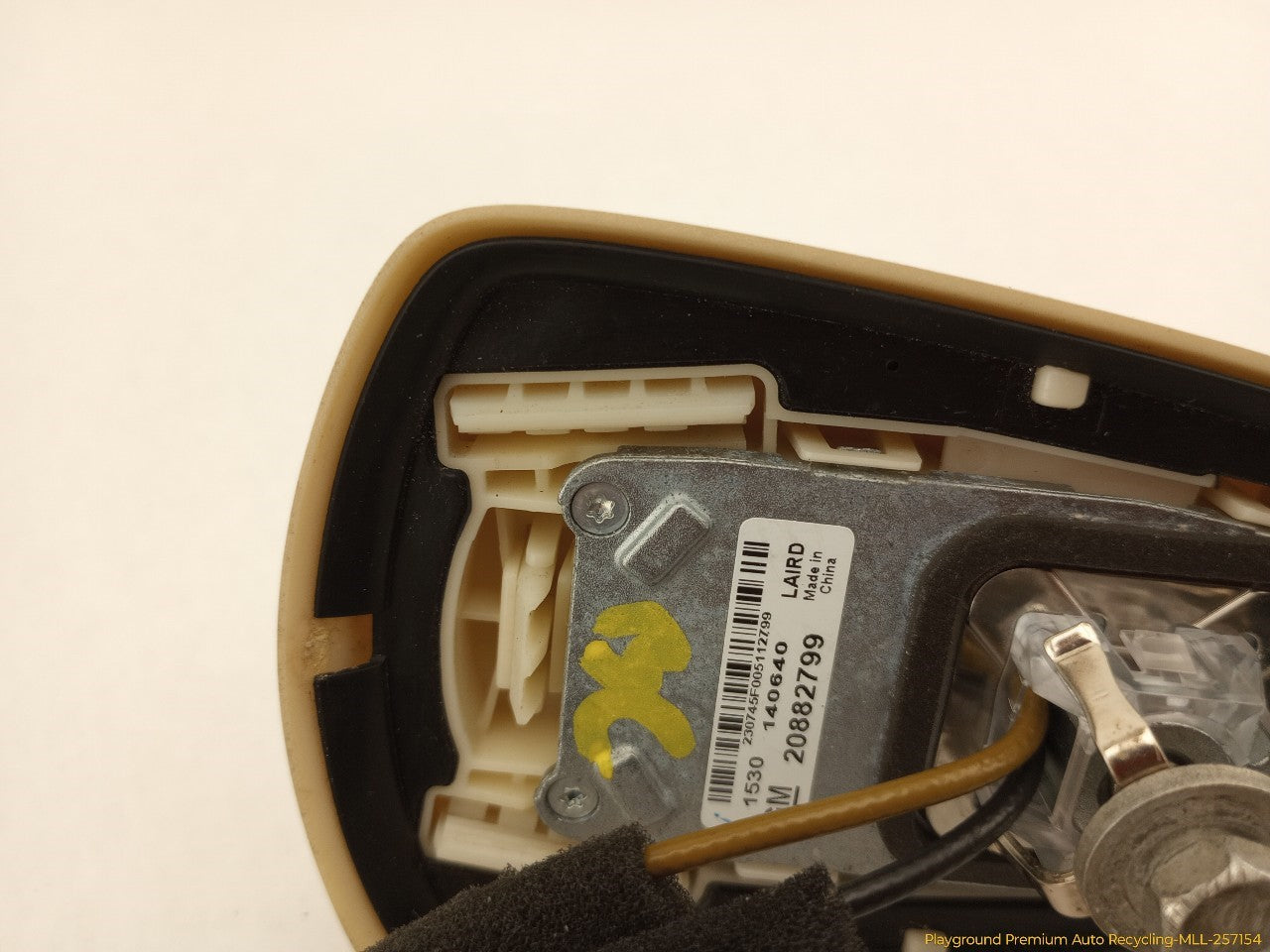 Cadillac CTS Roof Shark Antenna