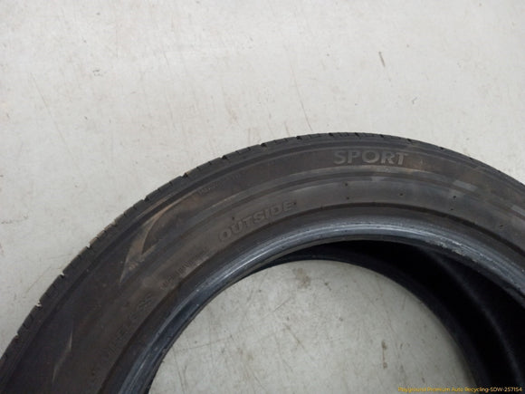 Cadillac CTS Single Fuzion Sport Tire