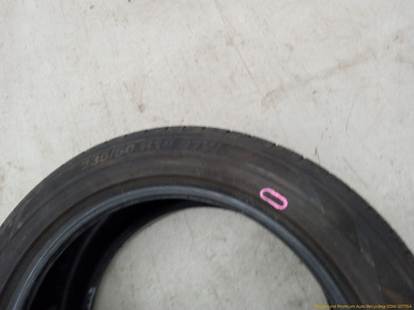 Cadillac CTS Single Fuzion Sport Tire
