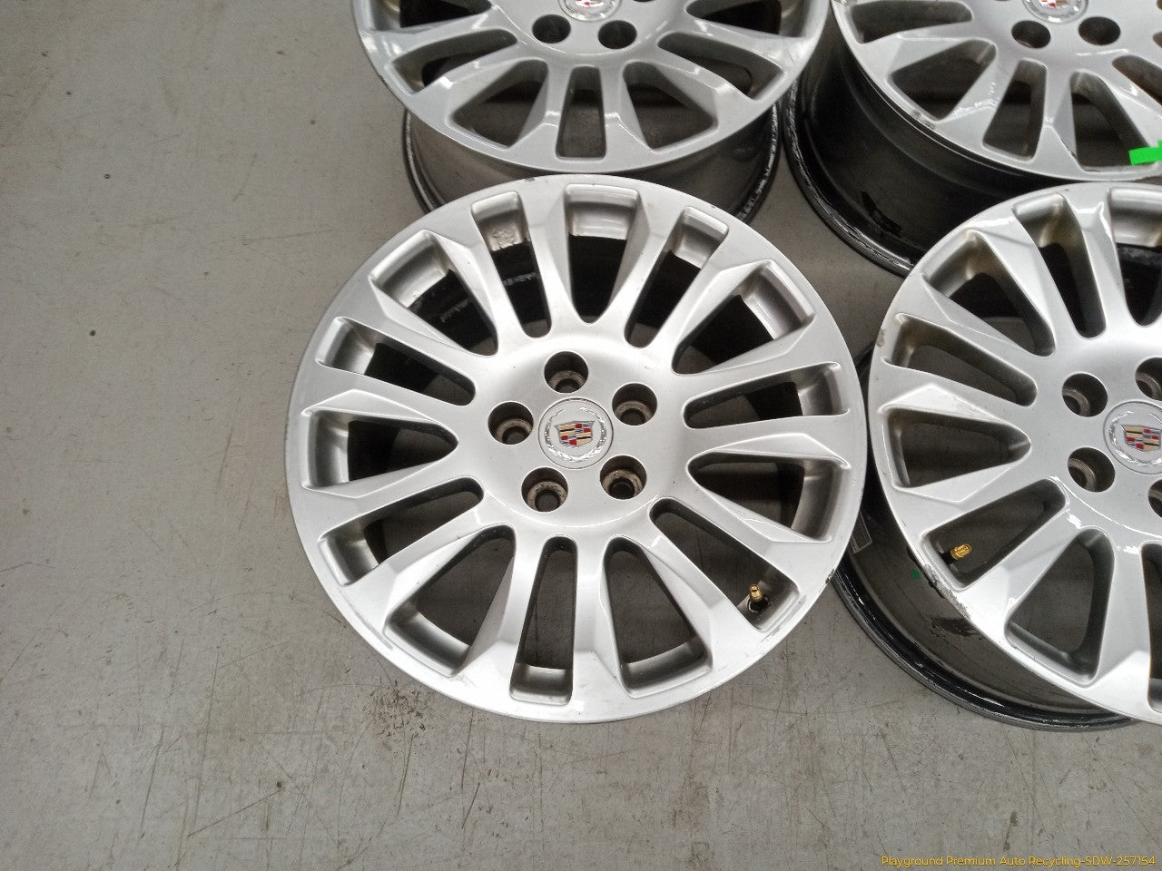 Cadillac CTS Set Of 4 Alloy Staggered Wheels 14 Spoke