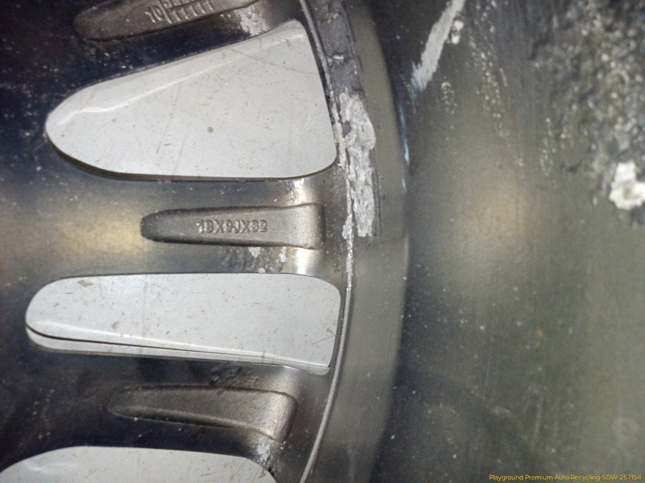 Cadillac CTS Set Of 4 Alloy Staggered Wheels 14 Spoke