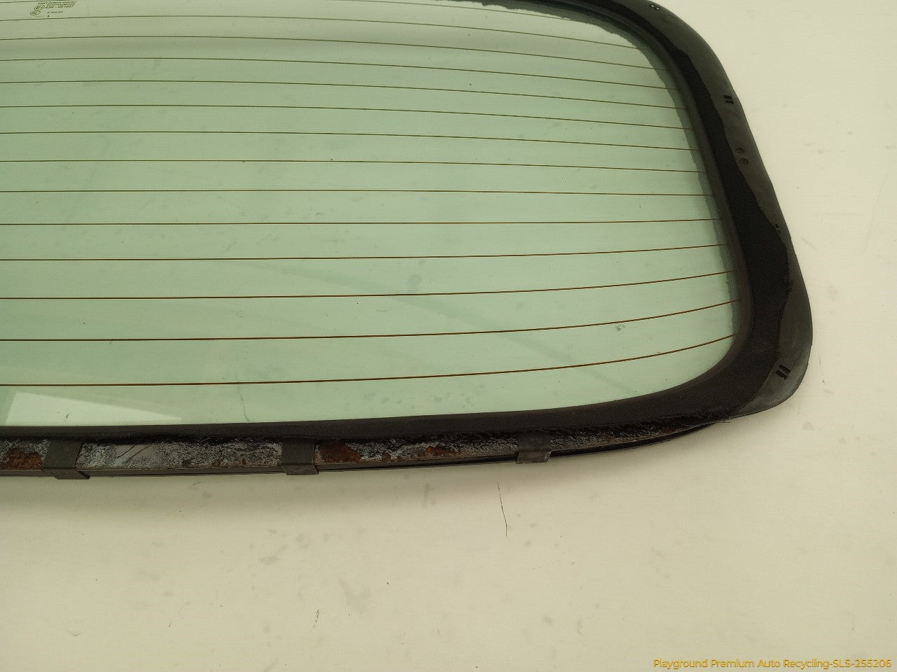 Saab 903 Back Glass