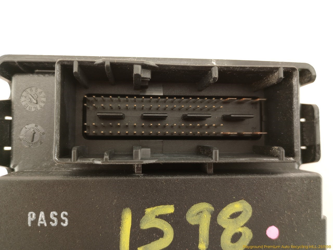 Saab 9-3 Front Cabin Fuse Box Relay
