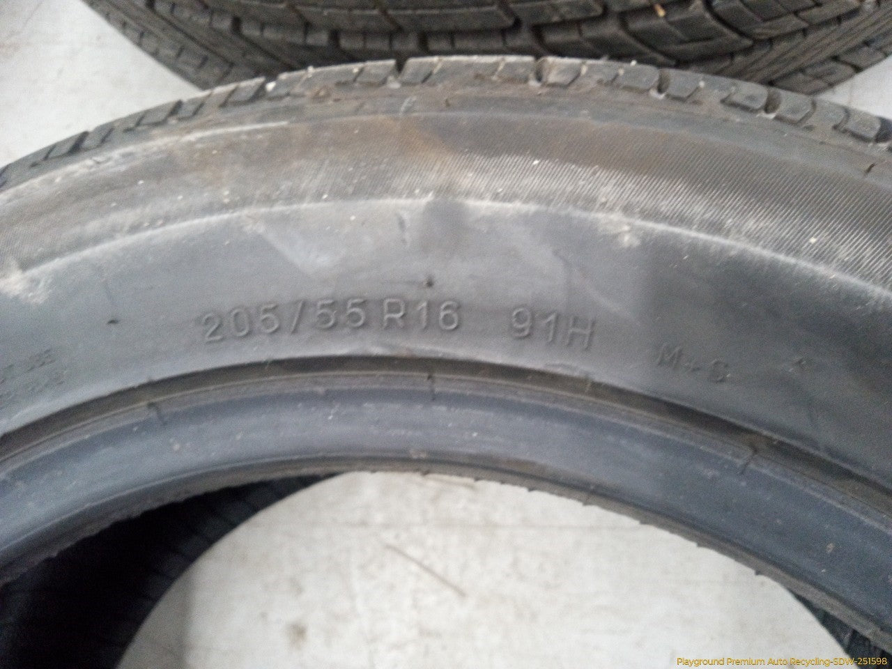 Saab 9-3 Set Of 4 Tiger Paw Tires
