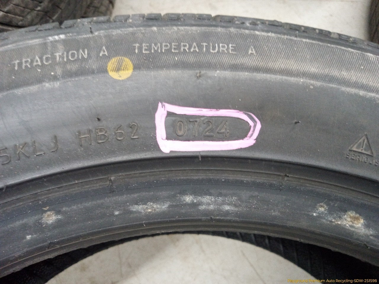 Saab 9-3 Set Of 4 Tiger Paw Tires