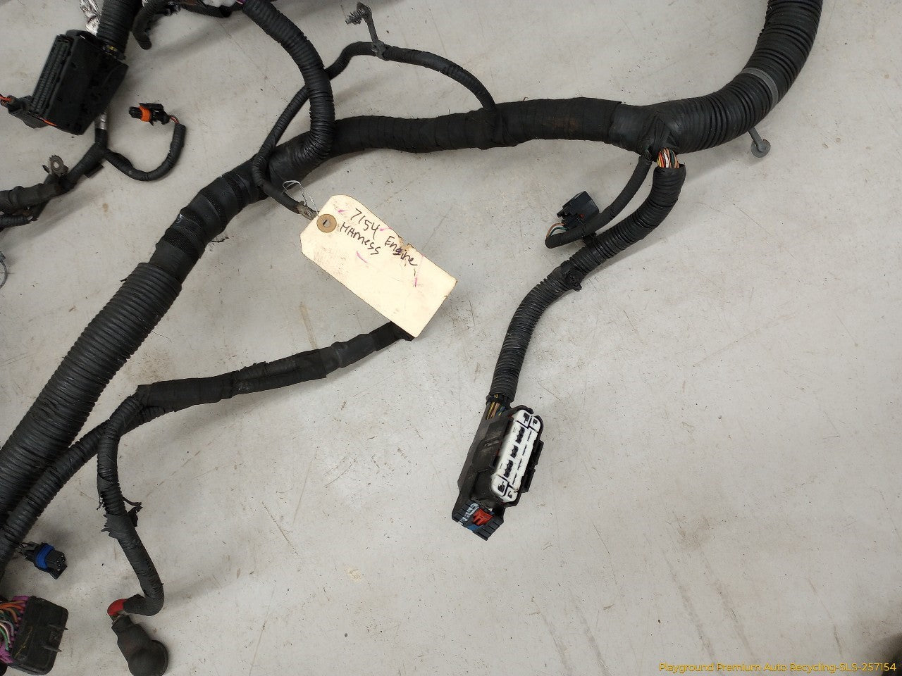 Cadillac CTS Engine Wire Harness