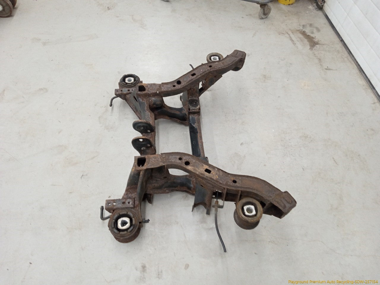 Cadillac CTS Rear Crossmember Subframe - 0