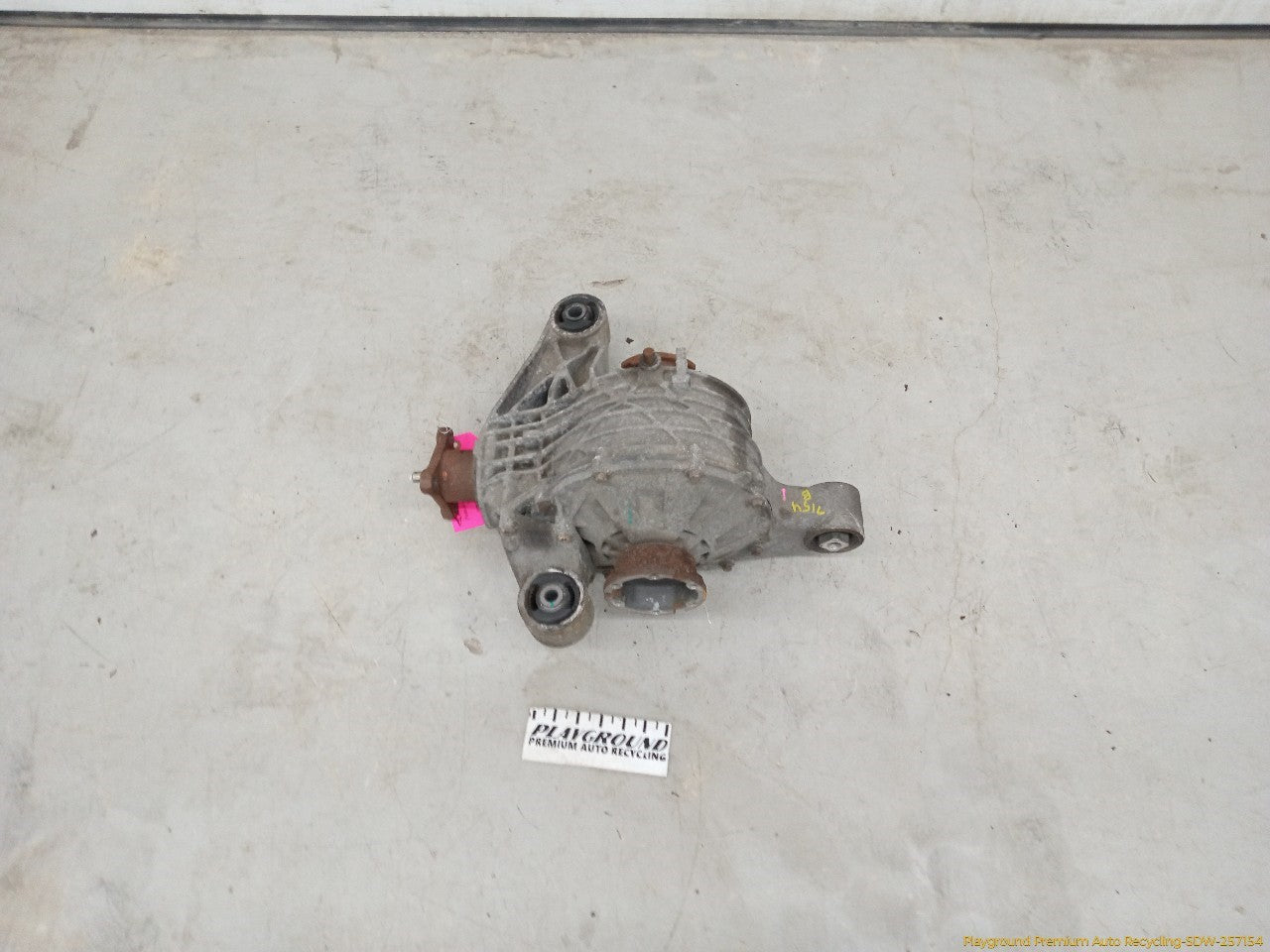 Cadillac CTS Rear Differential Carrier