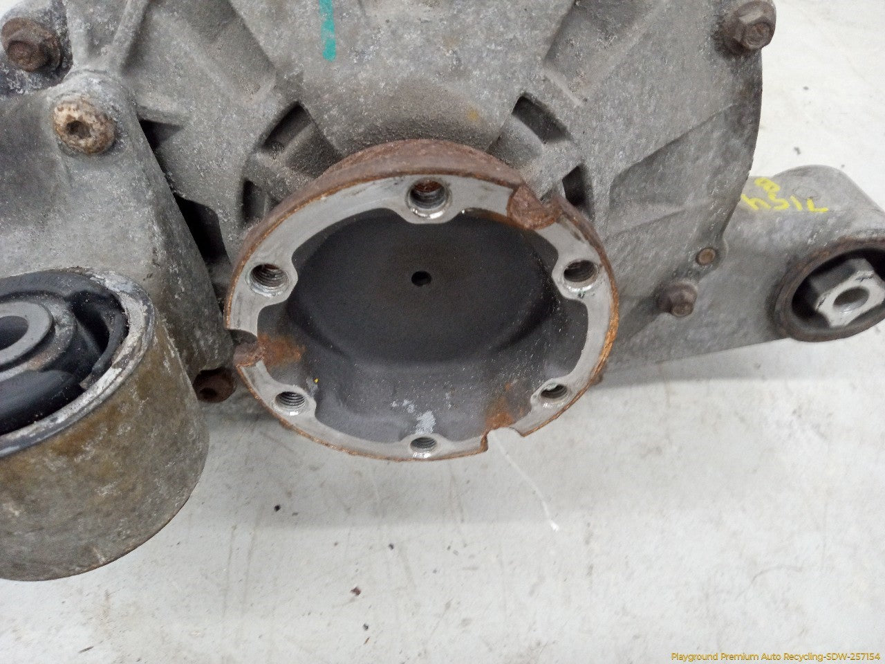 Cadillac CTS Rear Differential Carrier