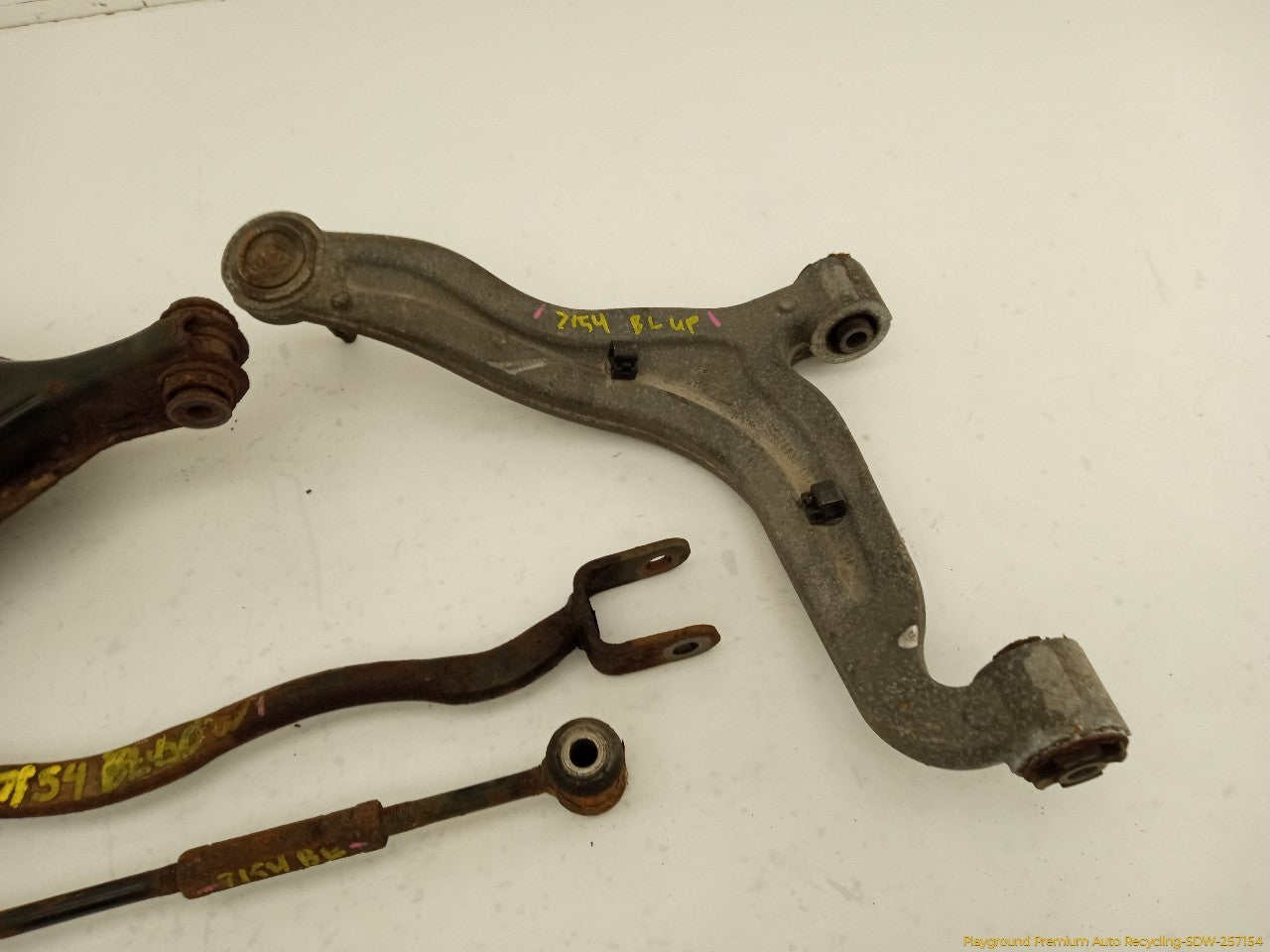 Cadillac CTS Set Of 4 Driver Left Rear Control Arms