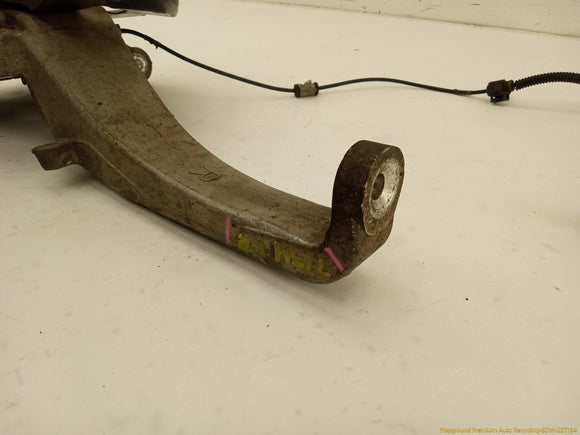 Cadillac CTS Passenger Right Front Spindle Knuckle Hub