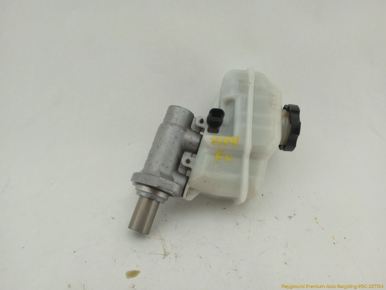 Cadillac CTS Brake Master Cylinder