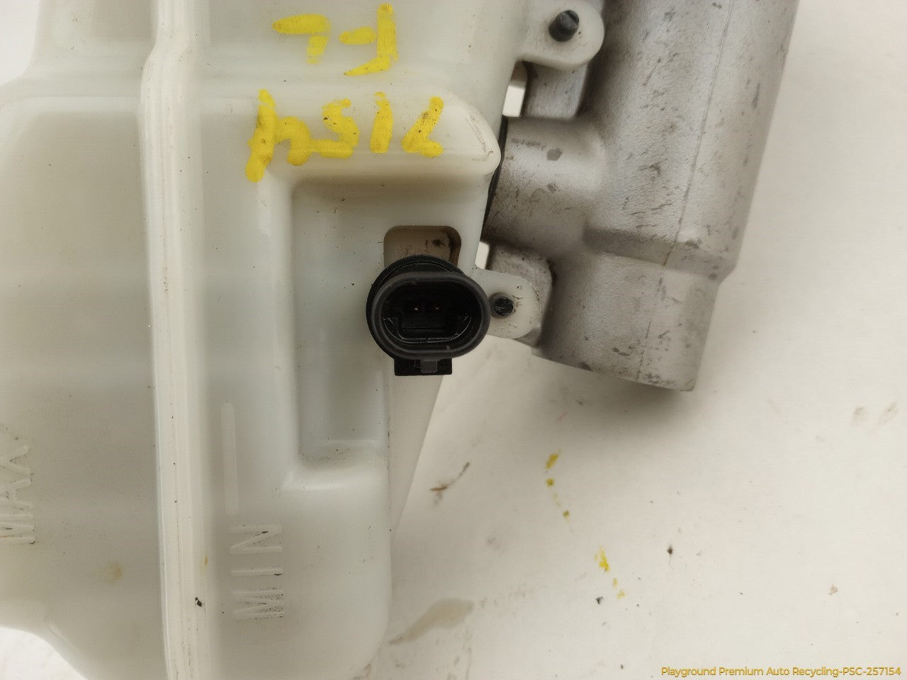 Cadillac CTS Brake Master Cylinder