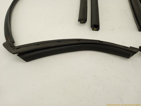 Saab 903 Set Of 5 Top Roof Seal Moldings