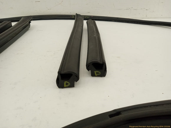 Saab 903 Set Of 5 Top Roof Seal Moldings