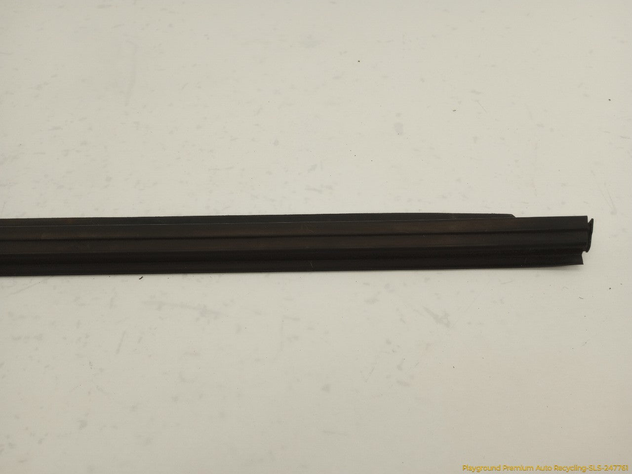 Ford Mustang Passenger Right Front Door Window Sweep