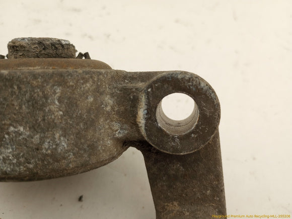 Saab 903 Pair Of Rear Strut Mounts