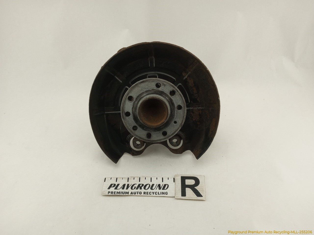 Saab 903 Passenger Right Rear Spindle Knuckle Hub