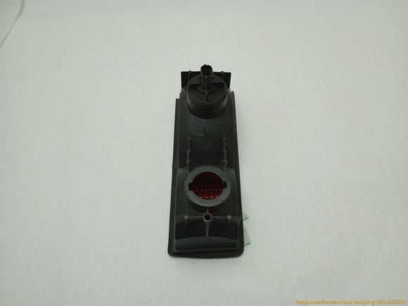 Land Rover Discovery Driver Left Rear Side Marker Lamp
