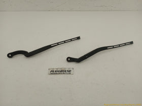 Audi S4 Pair Of Front Wiper Arms