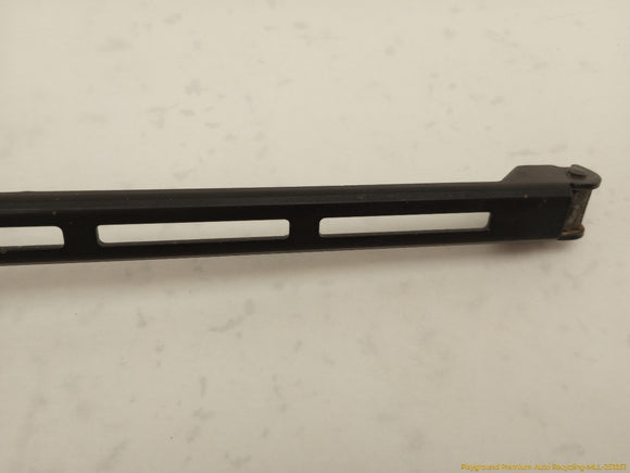 Audi S4 Pair Of Front Wiper Arms