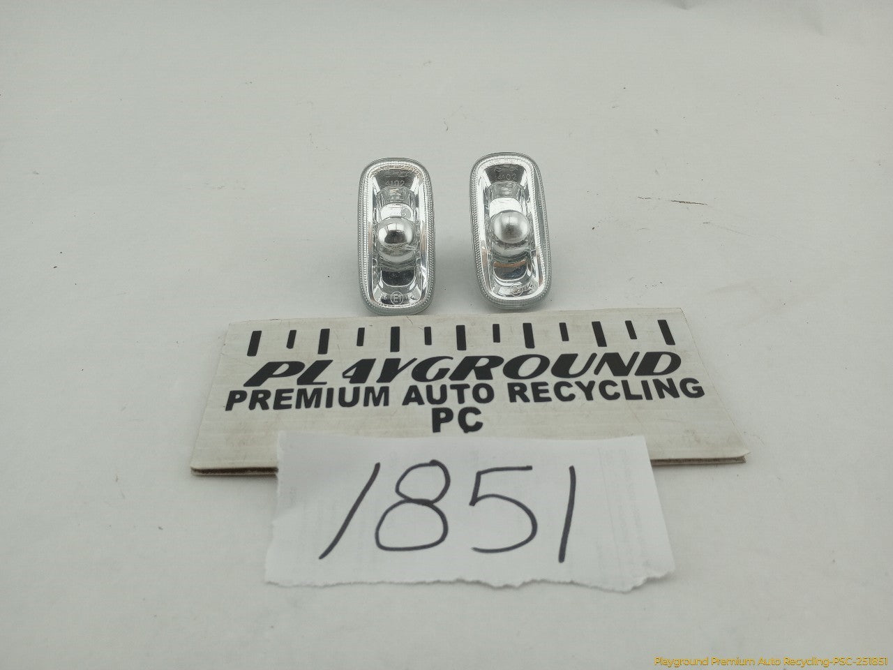 Audi S4 Pair Of Front Side Marker Reflectors
