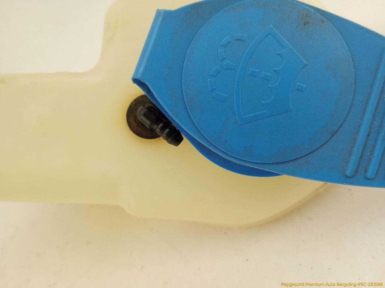 Audi S4 Pair Of Windshield Washer Reservoirs