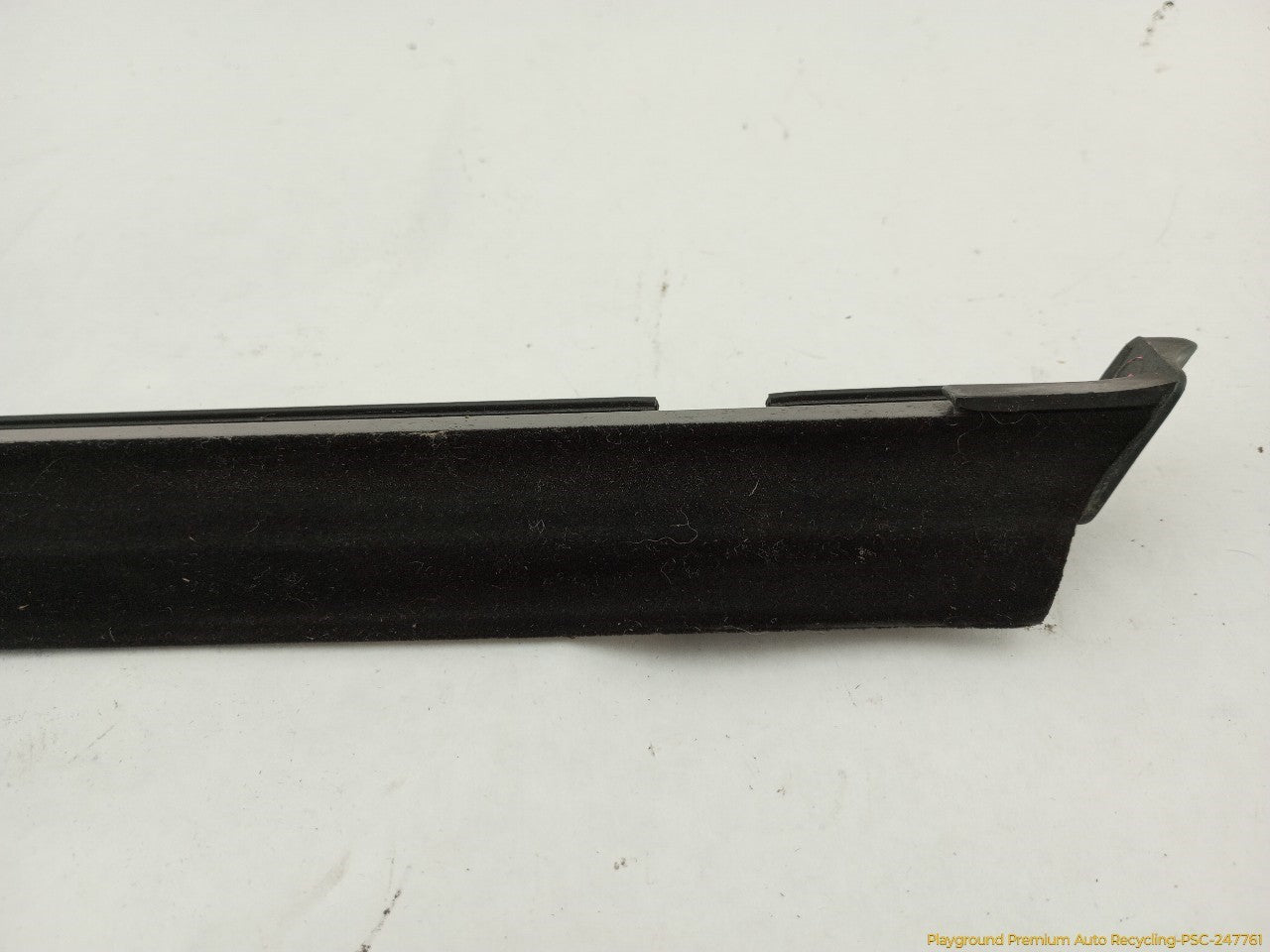 Ford Mustang Pair Of Rear Exterior Quarter Glass Molding Trim