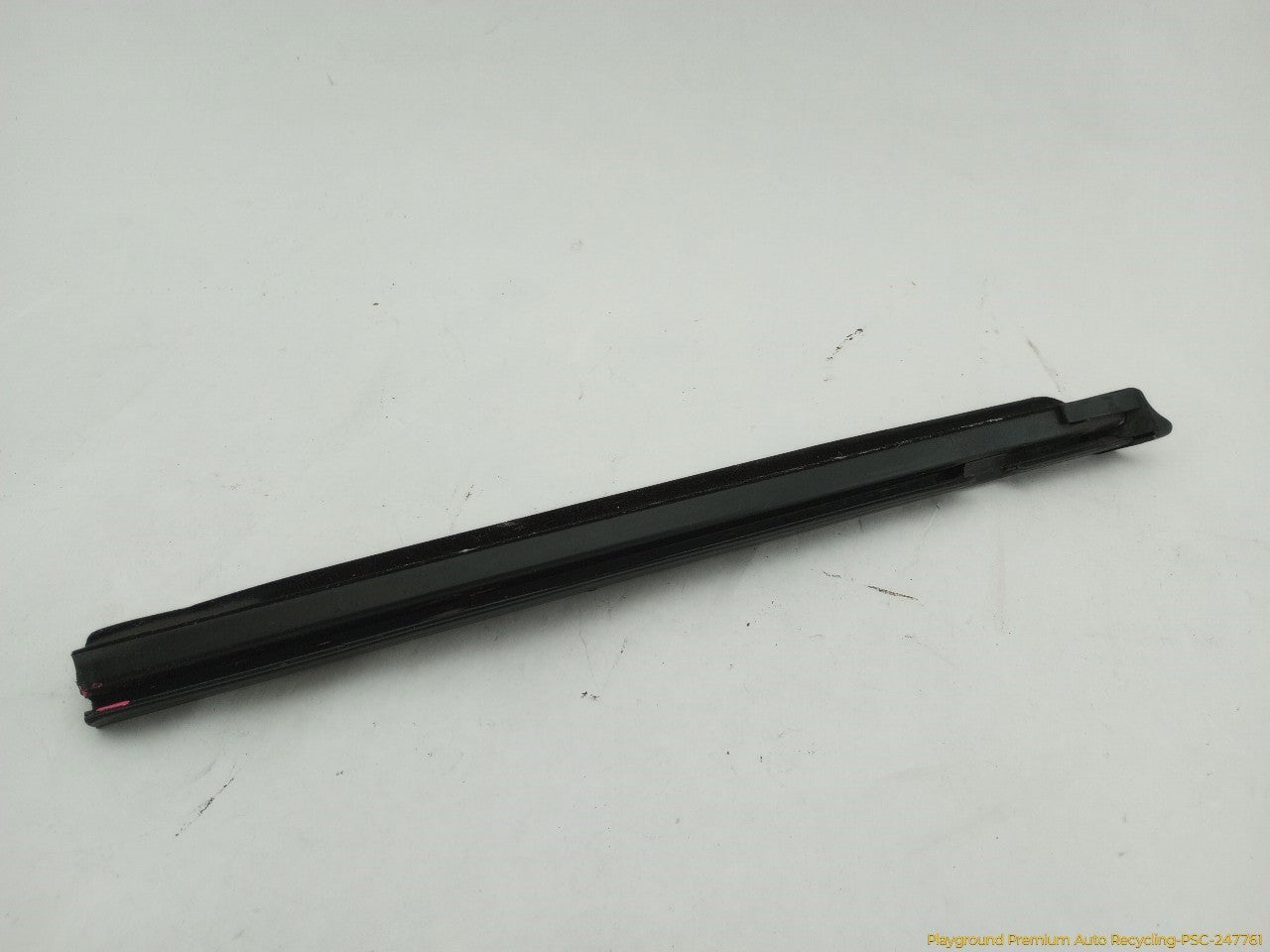 Ford Mustang Pair Of Rear Exterior Quarter Glass Molding Trim