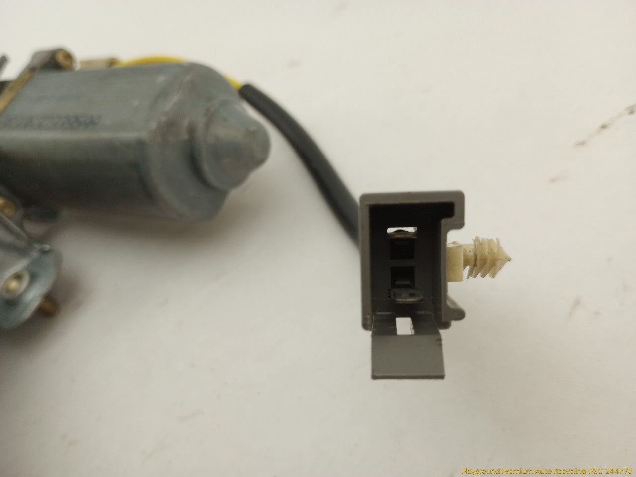 Ford Mustang Passenger Right Front Window Regulator