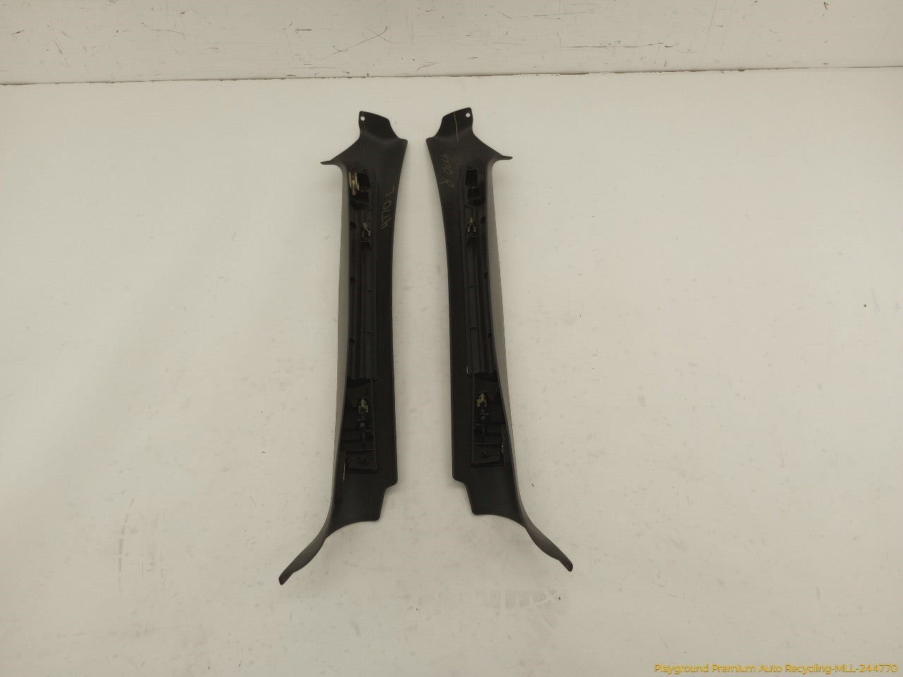 Ford Mustang Pair Of A Pillar Trim - 0