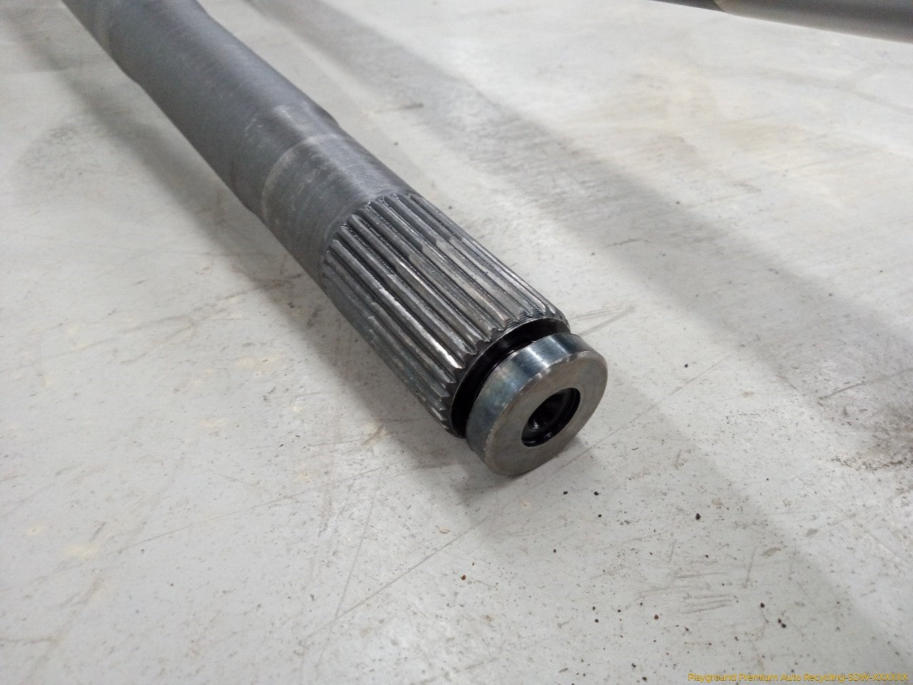 Hummer H3 Pair Of Rear Axle Drive Shafts