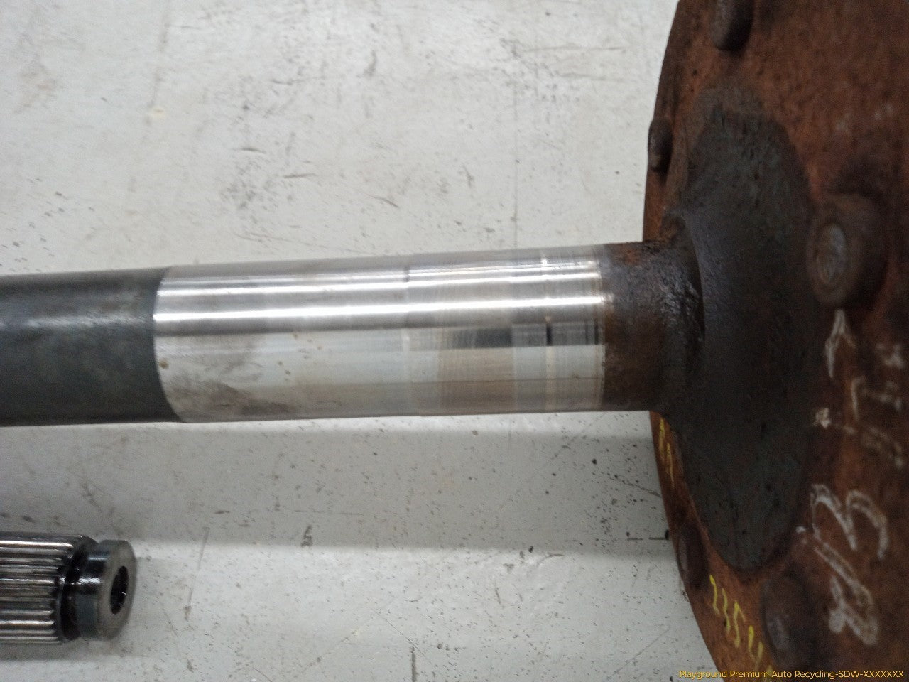 Hummer H3 Pair Of Rear Axle Drive Shaft