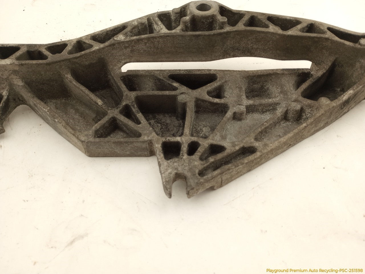 Saab 9-3 Engine Mount Bracket
