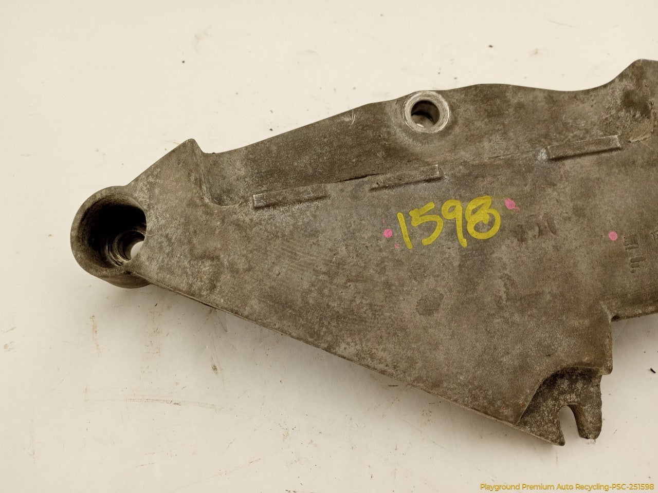 Saab 9-3 Engine Mount Bracket