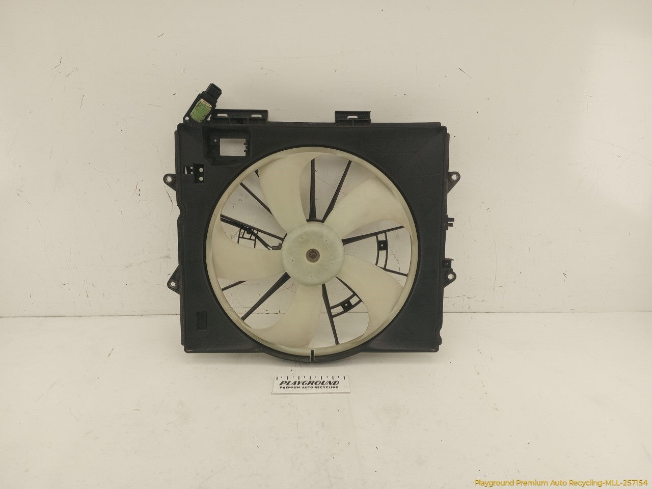 Cadillac CTS Radiator Cooling Fan