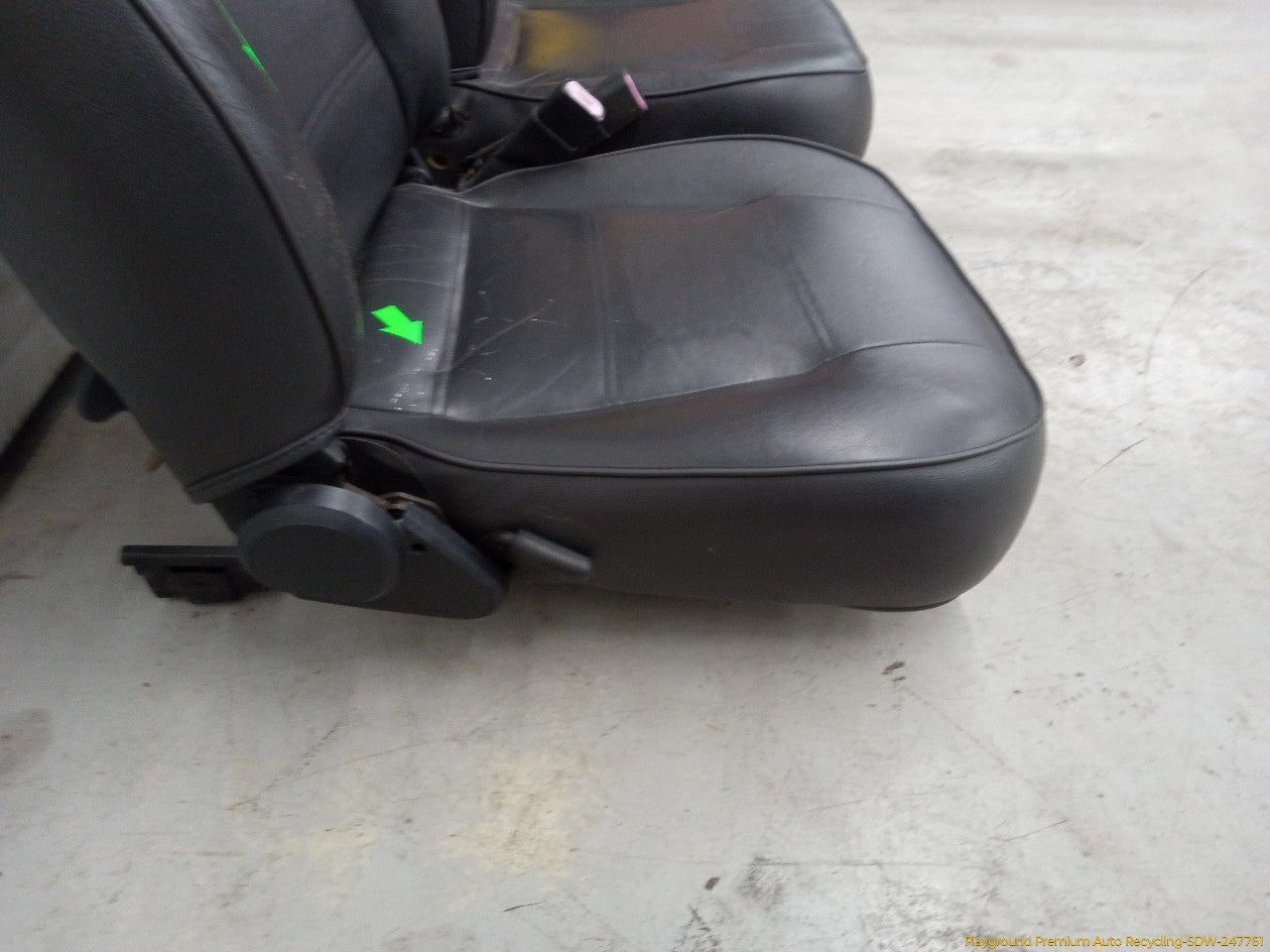 Ford Mustang Pair Of Front Seats Assembly