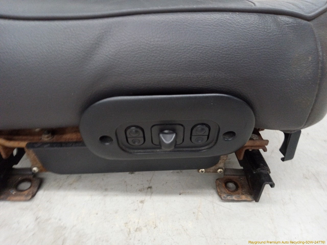 Ford Mustang Pair Of Front Seats Assembly