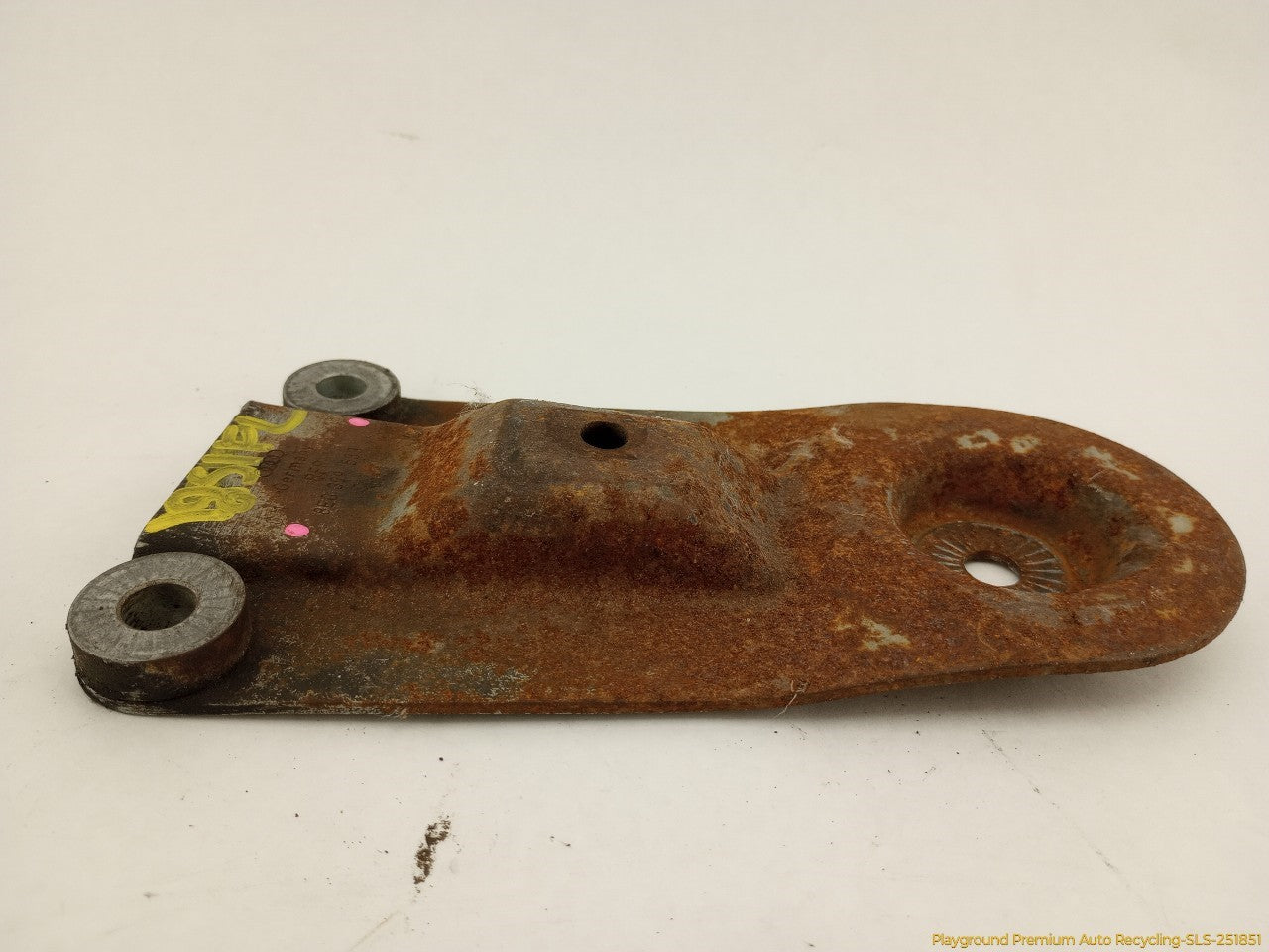 Audi S4 Pair Of Front Axle Support Brackets