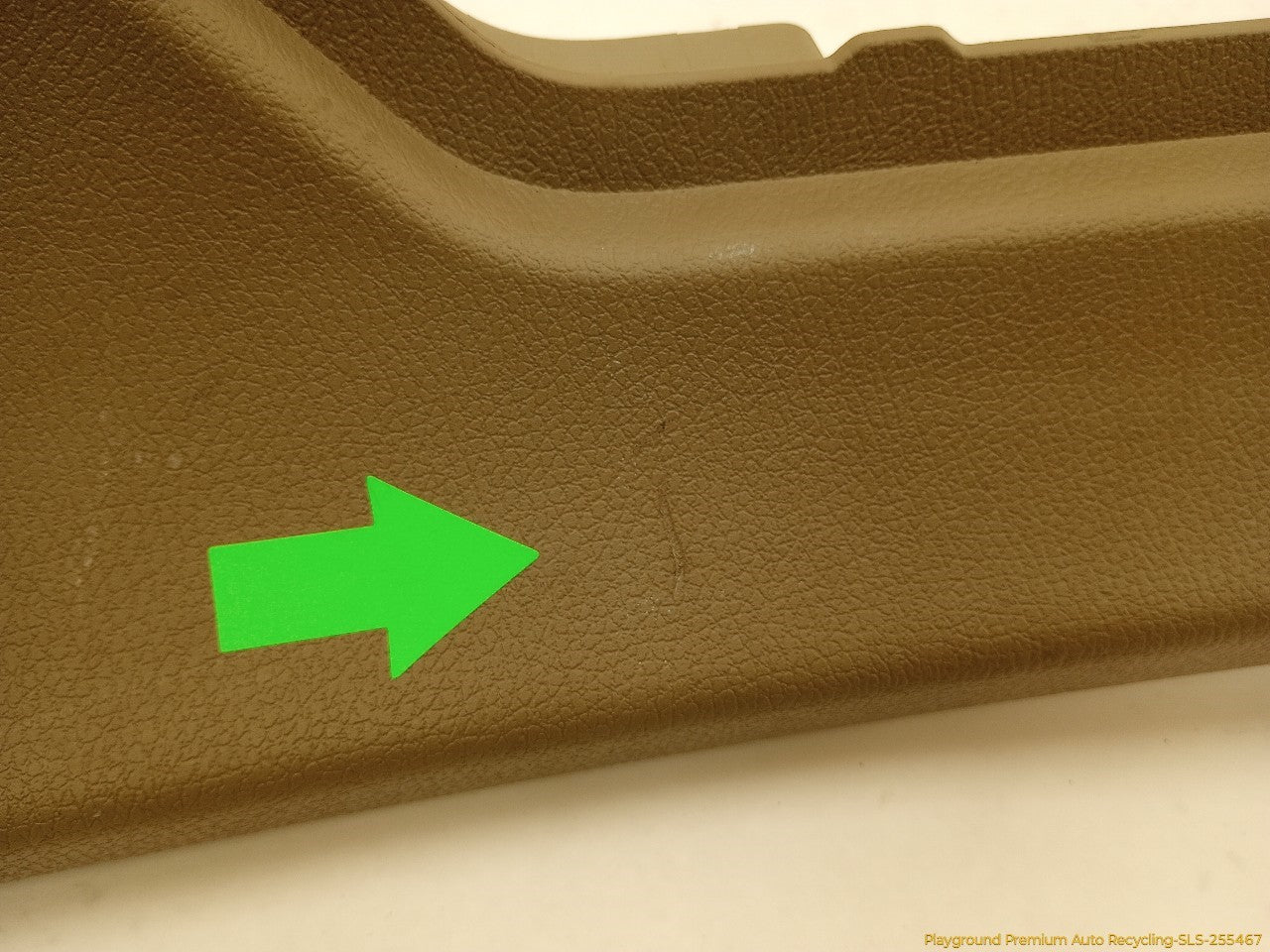 Volvo XC70 Pair Of Lower Rear Quarter Trim