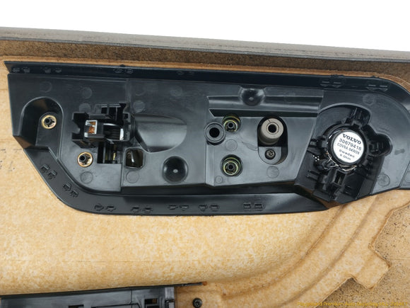 Volvo XC70 Passenger Right Front Door Trim